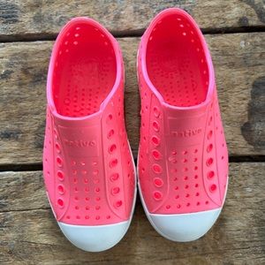 NWOT Native Jefferson Kids Shoes Hollywood Pink (Toddler 10)